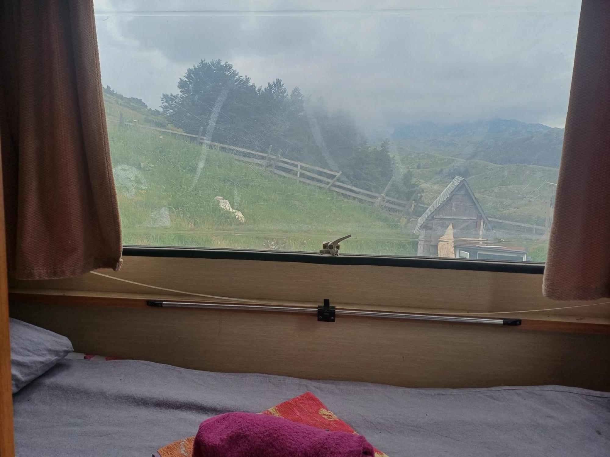 Katun Ljeljenak Hotel ปลูชิเน ภายนอก รูปภาพ
